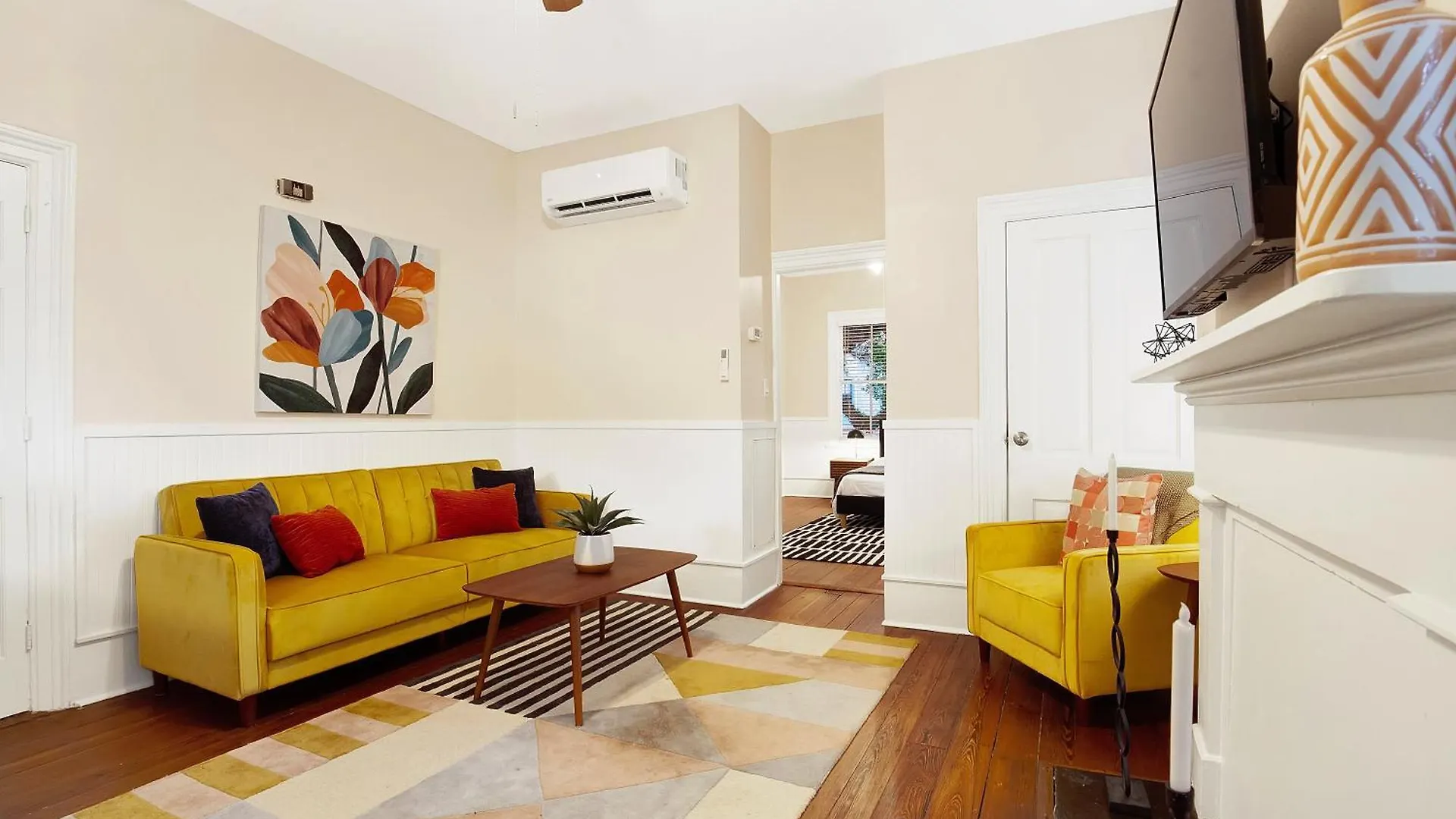 Casa de Férias Comfortable Executive Rental By The Park Heated Pool Access 1394 Savannah Estados Unidos da América